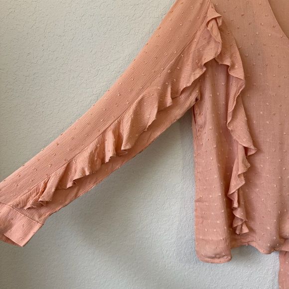 NWT ENTRO Ruffled Long Sleeve Tie Front V-Neck Blouse Top in Peach - Picture 4 of 9